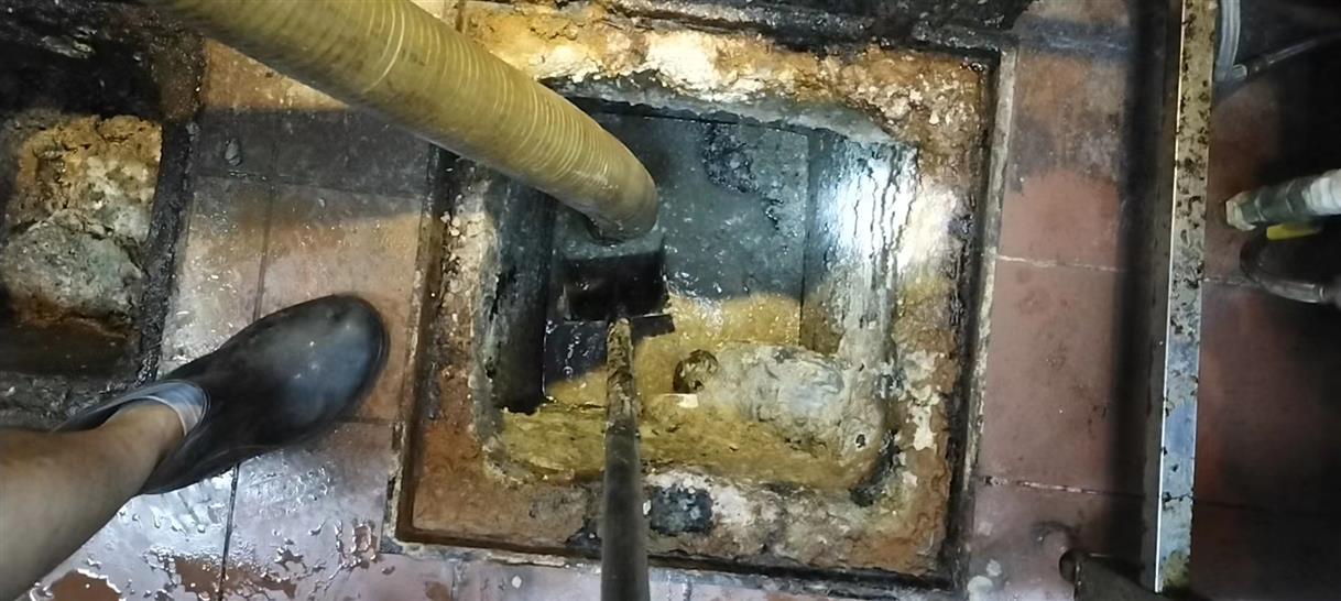 峡江污水池清理一般都有毒气，怎么预防中毒呢？